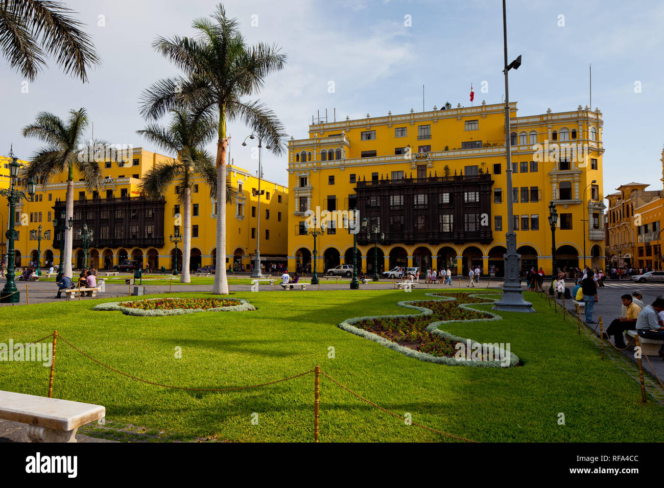 La plaza de Armas et les édifices à Lima, Pérou Banque D'Images