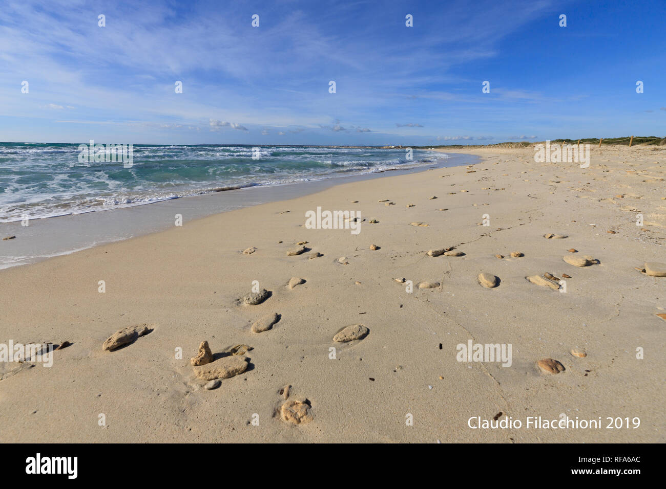 Es Trenc Mallorca Espagne vague sur la plage de sable, mer Méditerranée propre seascape Banque D'Images