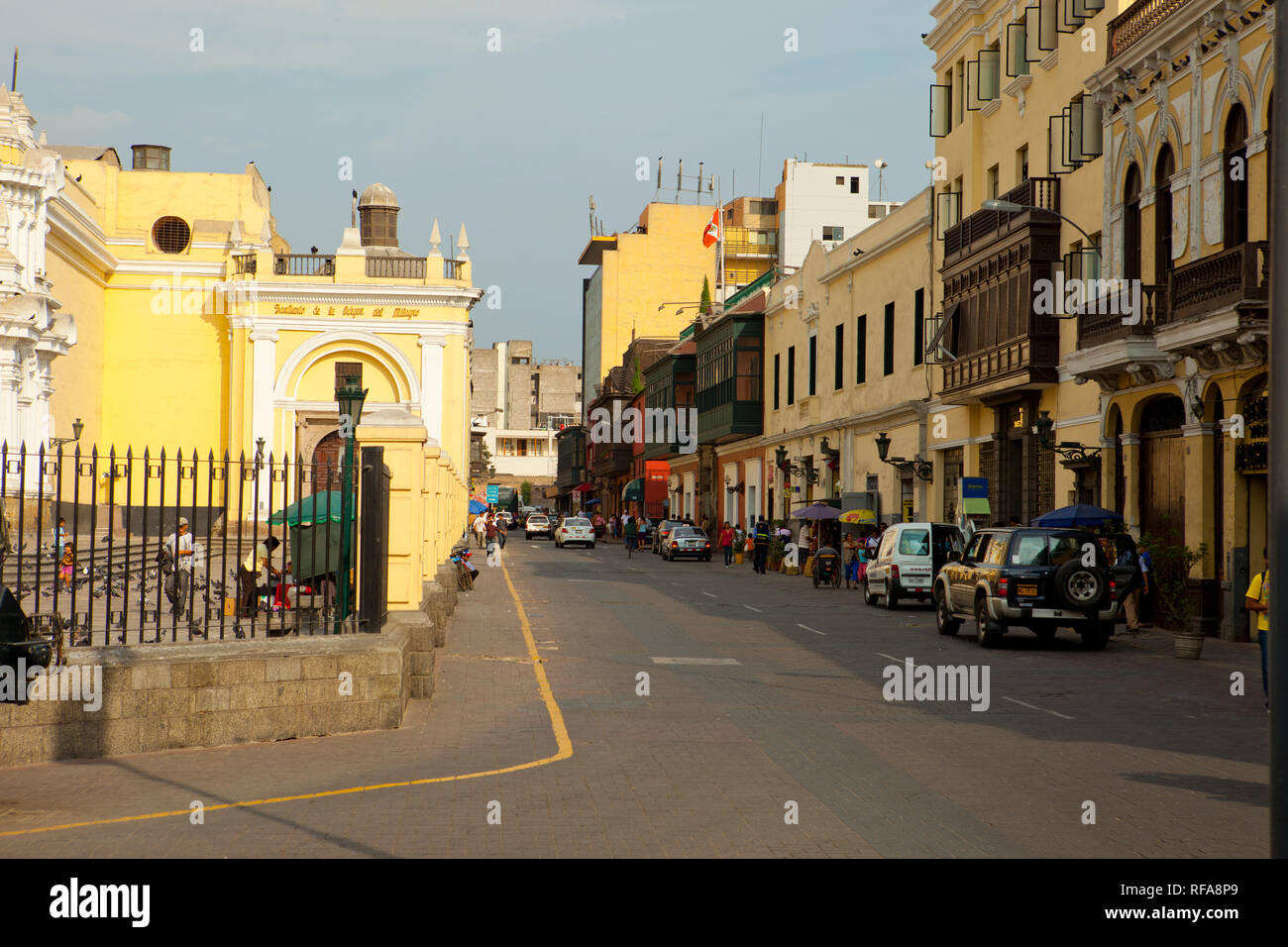 Balcons dans Lima considéré comme héritage de l'humanty protégée par l'Unesco Banque D'Images
