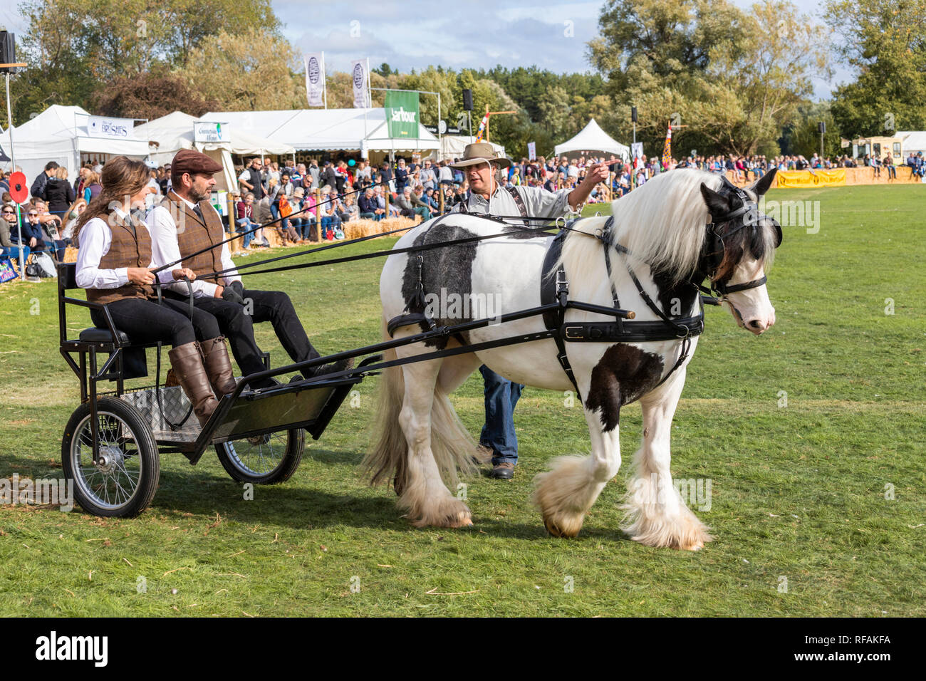 Une démonstration de chevaux au panier Frampton Country Fair 2018 tenue à Frampton, Cour Frampton sur Severn, Gloucestershire UK Banque D'Images
