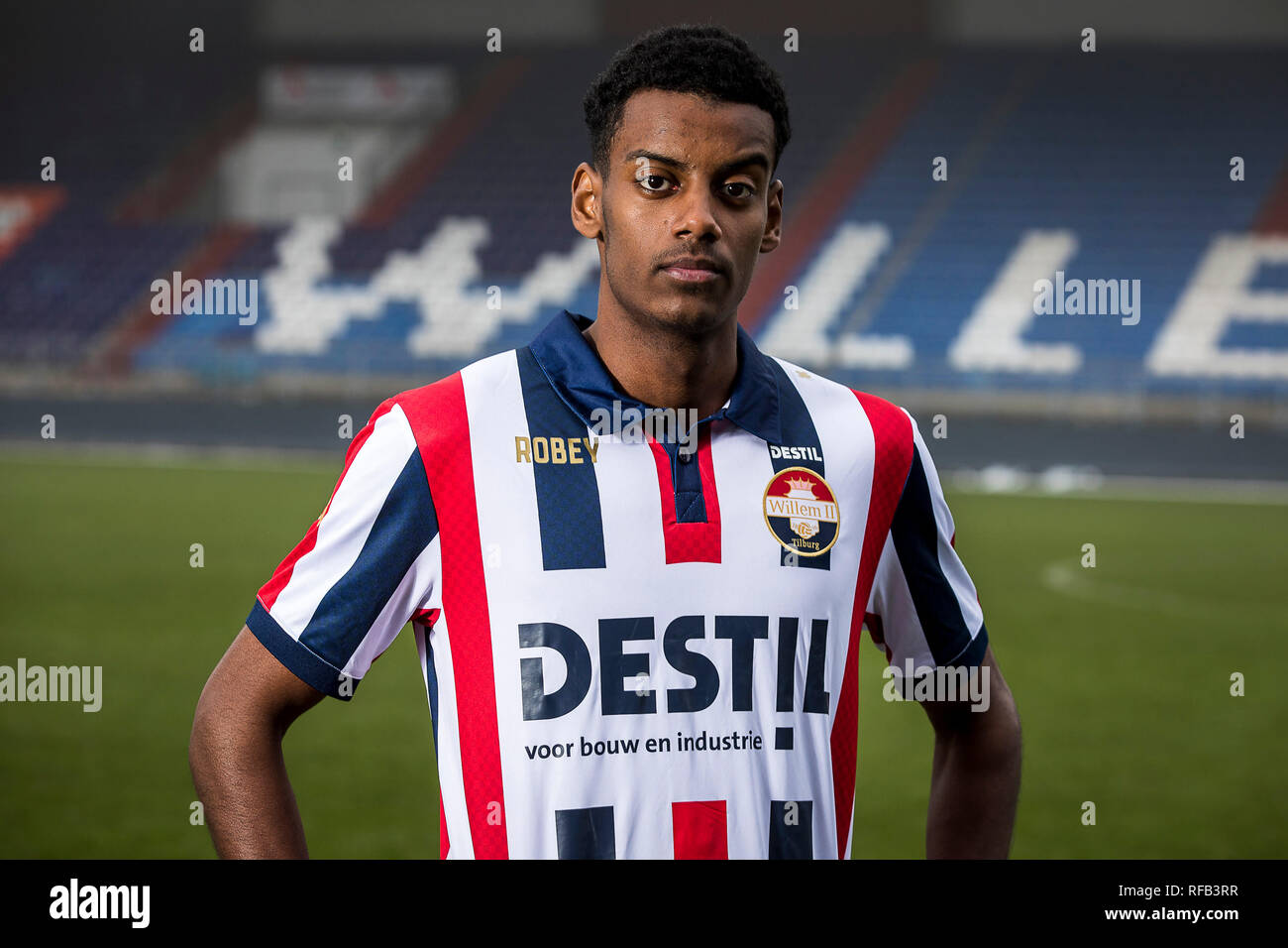 Tilburg 25 01 2019 Koning Willem Ii Stadion Neerlandaise De Football Saison 2018 2019 De L Eredivisie Alexander Isak De Borussia Dortmund A Willem Ii Photo Stock Alamy