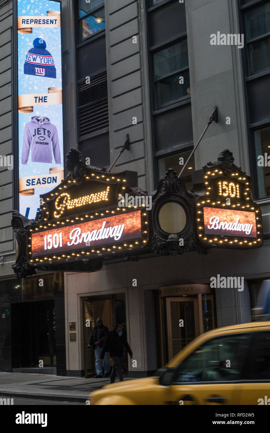1501 Broadway est l'une des capacités, NYC, USA Banque D'Images
