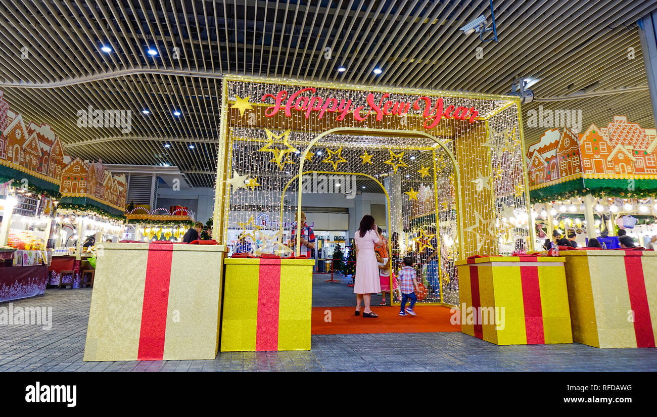 Bangkok, Thaïlande - 24 Déc., 2018. Décorations du Nouvel An lunaire à MBK Mall à Bangkok, Thaïlande. Bangkok est la capitale de la Thaïlande, avec une population de Banque D'Images