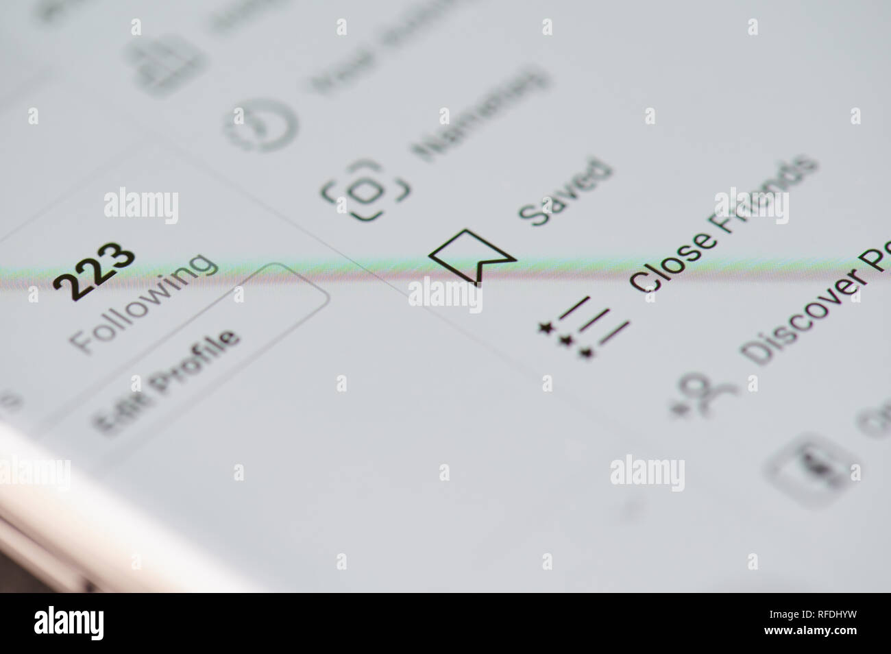 New York, USA - 24 janvier, 2019 Instagram : insight menu sur écran de l'appareil pixelisées vue rapprochée Banque D'Images