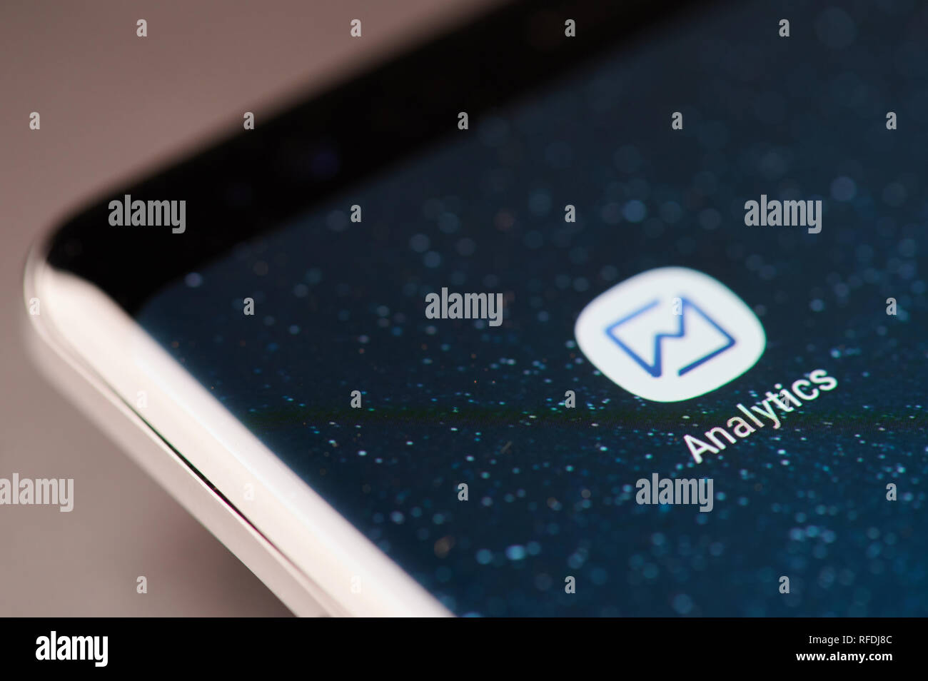 New York, USA - 24 janvier 2019 - Faceboook analytics app icône sur l'écran du smartphone vue rapprochée Banque D'Images