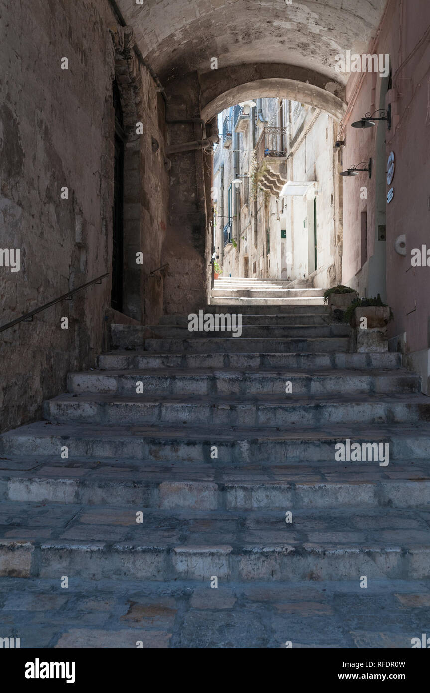 Via Duomo Sassi di Matera, Matera, Basilikata, Basilicate, Italie, Italie, Italia Banque D'Images