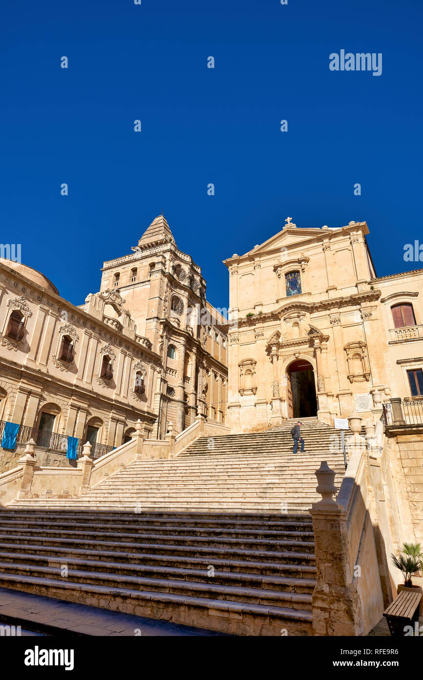 Église S. Francesco d'Assisi all'Immacolata dei Frati minori Conventuali. Noto Sicile Italie Banque D'Images