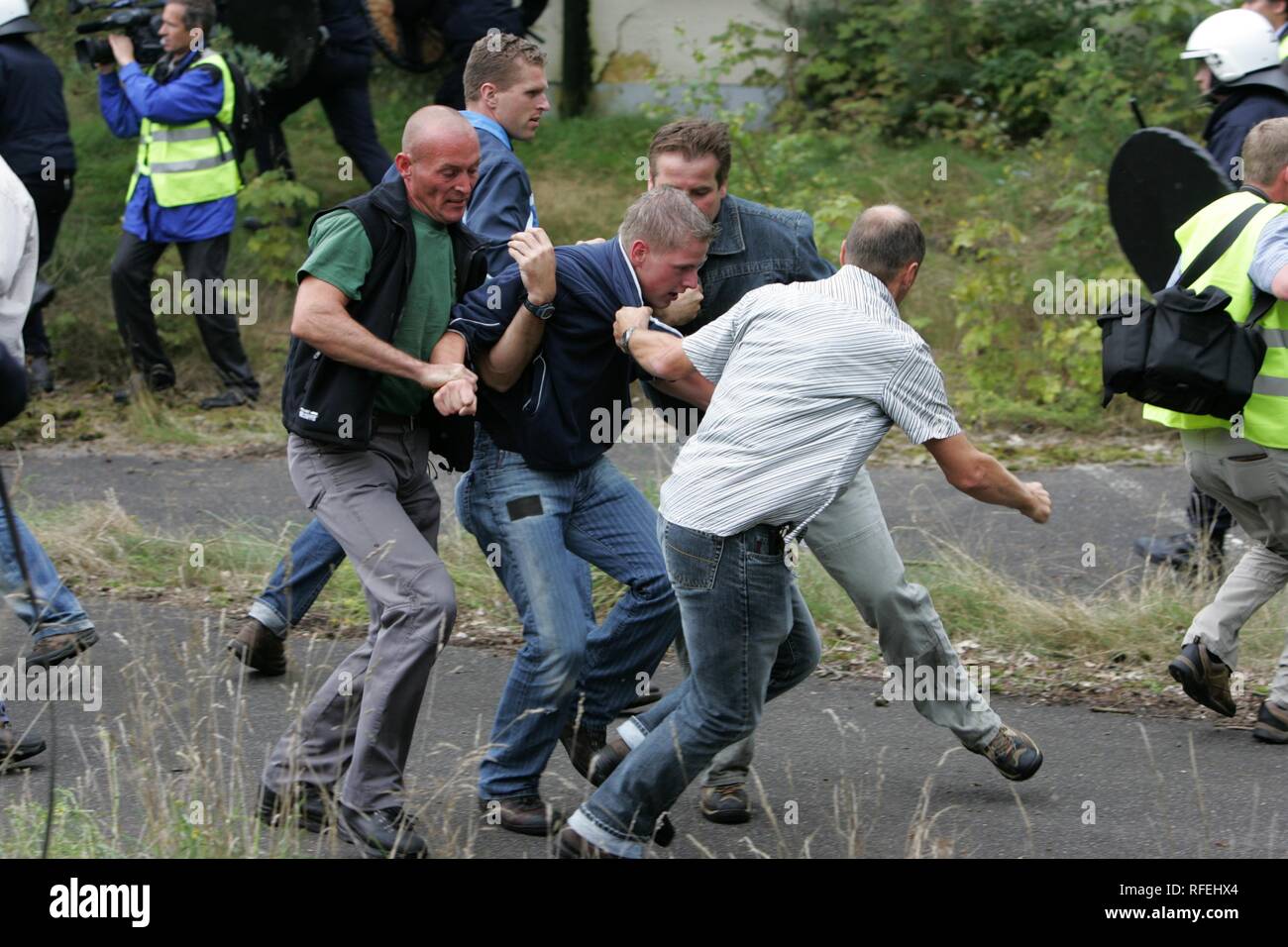 DEU Allemagne Weeze : exercice de police des unités de police allemands et néerlandais. Banque D'Images