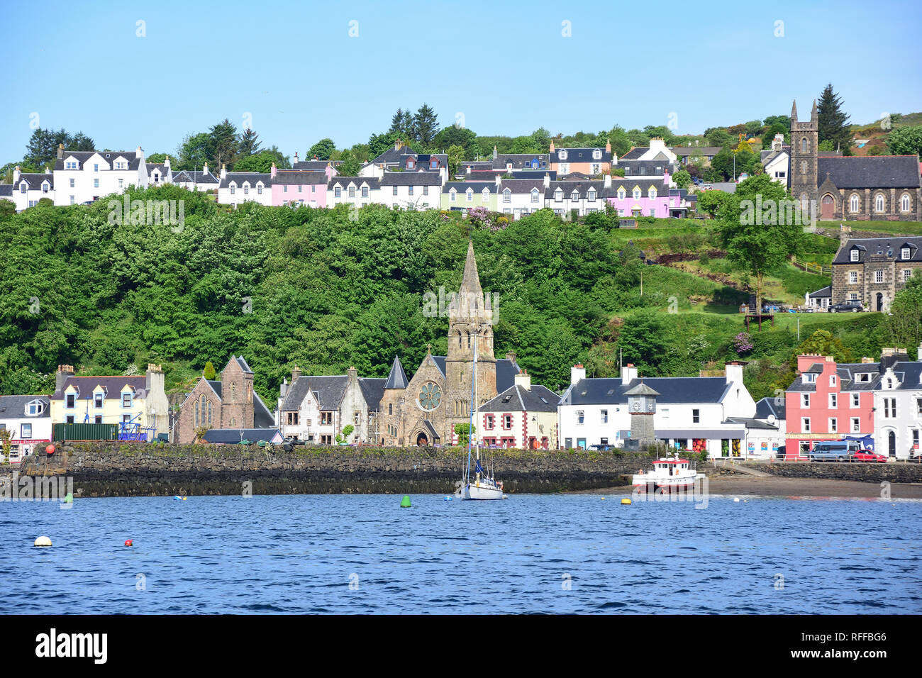 Vue sur le port, Tobermory, Isle of Mull, Inner Hebrides, Argyll et Bute, Écosse, Royaume-Uni Banque D'Images