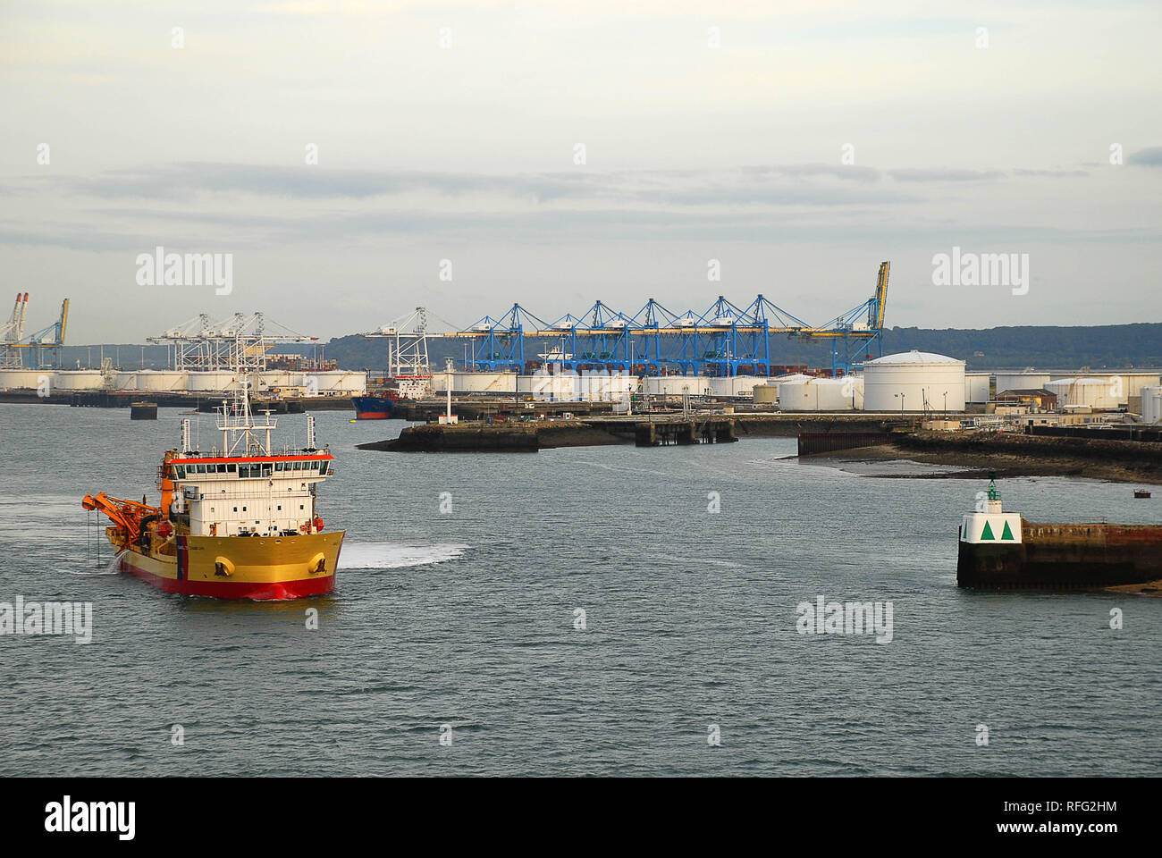 Le port du Havre (Normandie, France). Le Havre est une commune française, située dans le département de la normandie de nort Banque D'Images