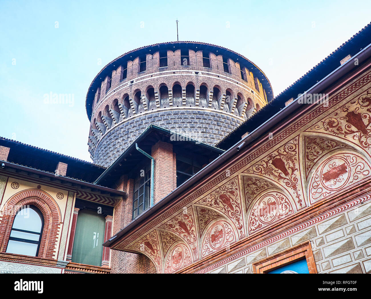 Torrione di Santo Spirito, Tour de l'Esprit Saint de le château Sforzesco, le château des Sforza. Milan, Lombardie, Italie. Banque D'Images