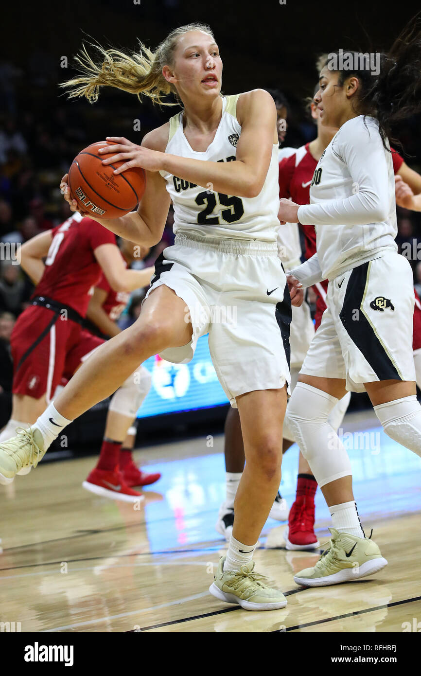 Boulder, CO, USA. 25 Jan, 2019. Colorado Buffaloes avant Annika Jank (25) tire un rebond dans le premier semestre contre à la Stanford Coors Events Center à Boulder, CO. Derek Regensburger/CSM/Alamy Live News Banque D'Images