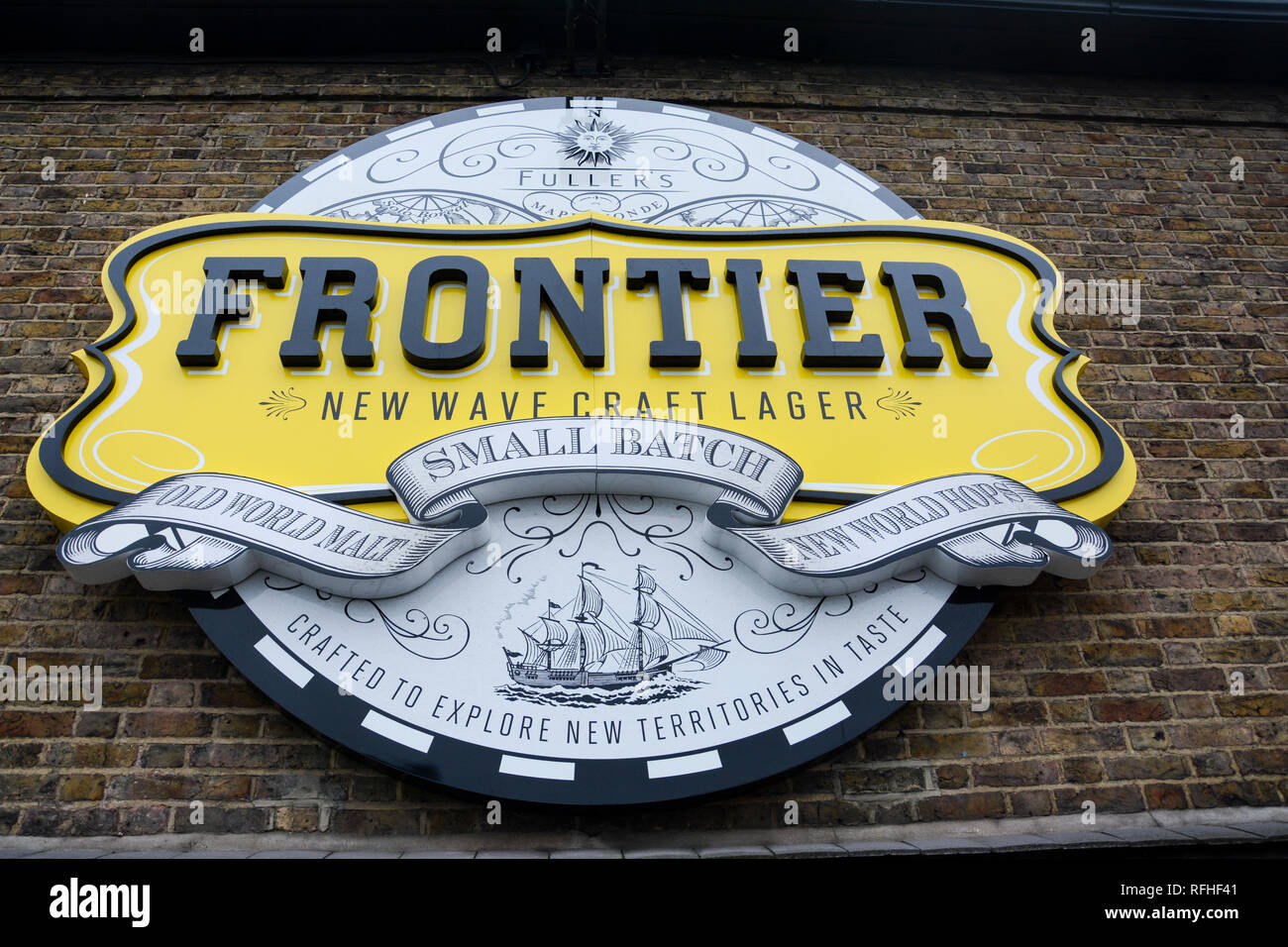 Londres, Royaume-Uni. 26 janvier 2019. Fuller Smith & Turner, a accepté une offre de 250 m € d'Asahi, bière japonaise le groupe, pour sa brasserie Griffin à Chiswick Londres Ouest et ses activités dans le domaine de la bière, y compris son célèbre London Pride amer. Credit : Benjamin John/Alamy Live News Banque D'Images