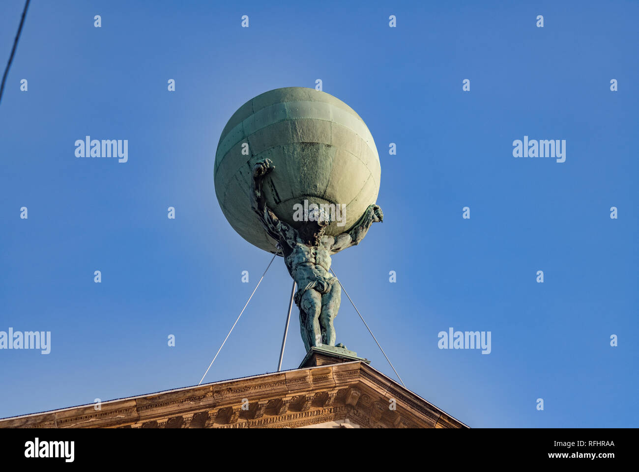 Le Palais Royal d'Amsterdam statue d'Atlas Banque D'Images