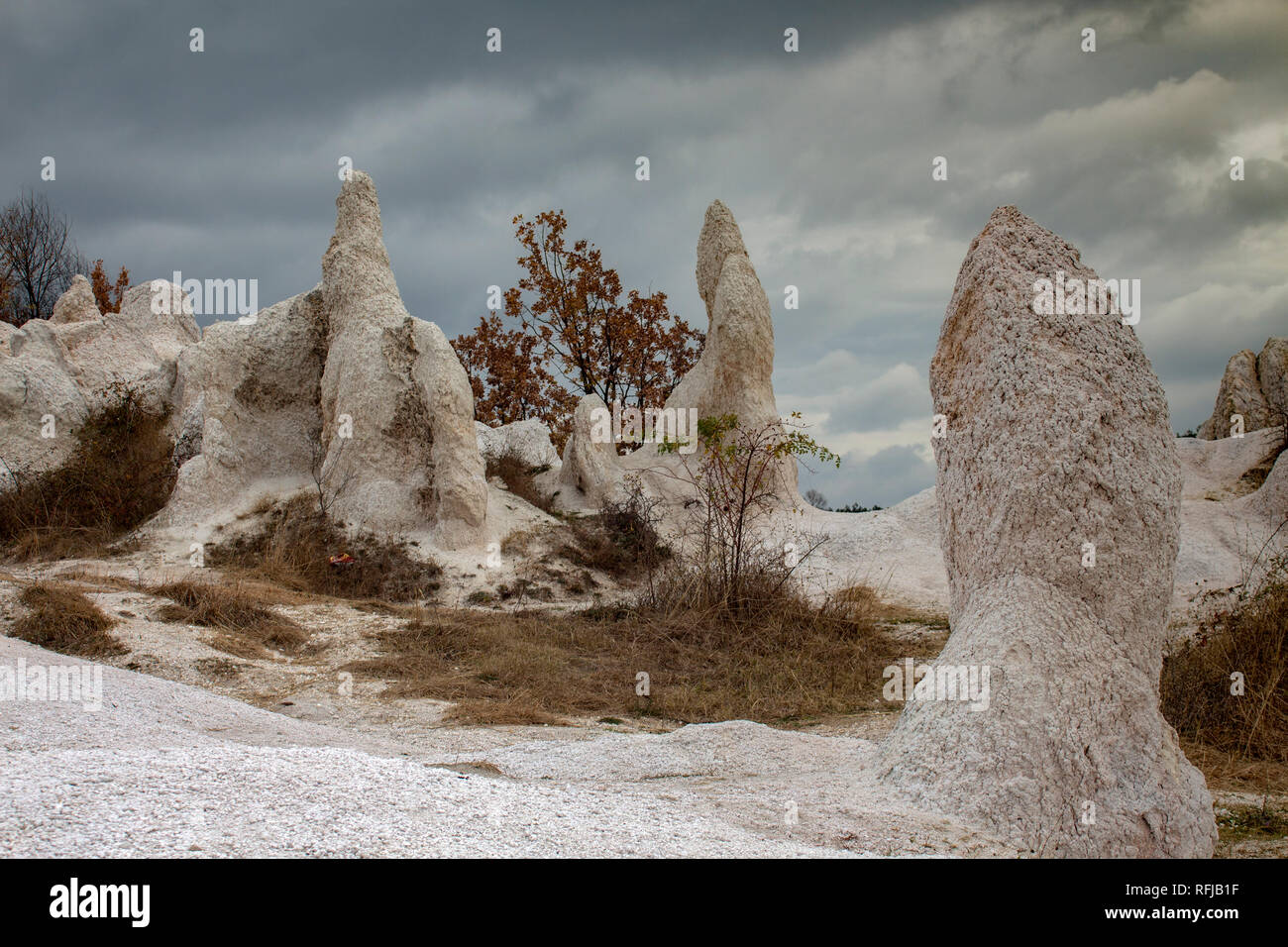 Paysage spectaculaire de l'unique monument 'Stone' Mariage - une des merveilles de la Bulgarie. Banque D'Images