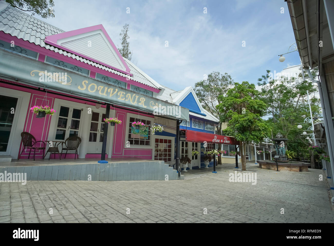 Rayong, Thaïlande - Décembre 04, 2018 : Paysages de la nouvelle destination de voyage Strawberry Town dans la province de Rayong, Thaïlande. Banque D'Images Rayong, Thaïlande - Décembre 04, 2018 : Paysages de la nouvelle destination de voyage Strawberry Town dans la province de Rayong, Thaïlande. Banque D'Images