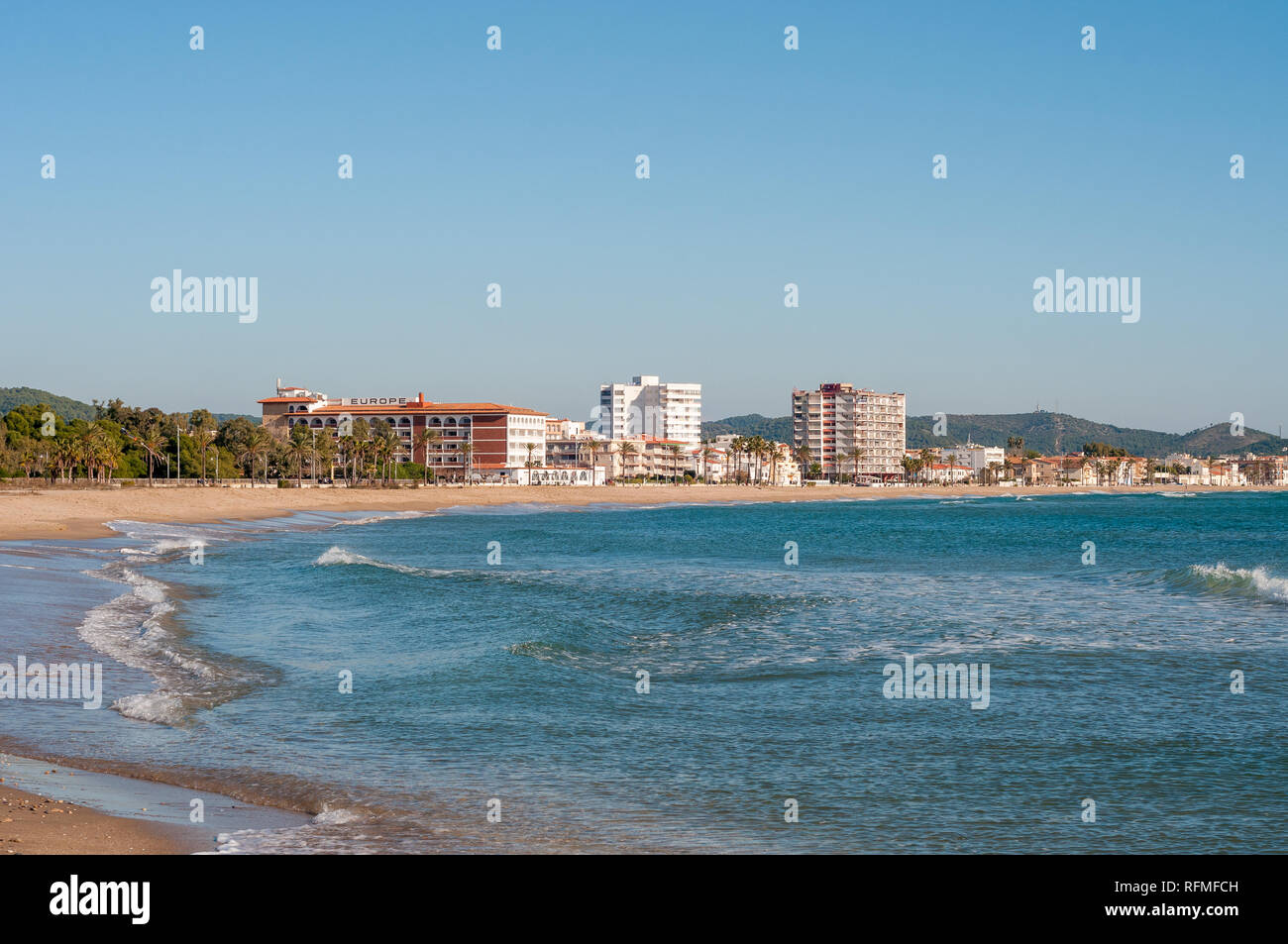 Quartier maritime, promenade, plage, Sant Salvador, El Vendrell, Coma-ruga, Costa Dorada, Catalogne, Espagne Banque D'Images