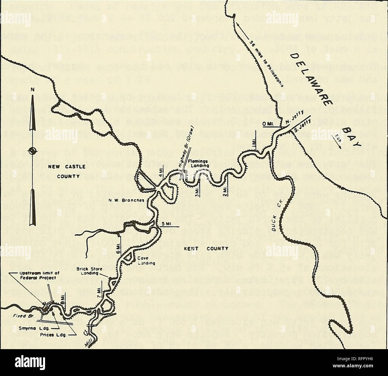 . Des histoires de cas de Corps brise-lames et d'embarcadère. Les brise-lames, jetées, digues, jetées. Tableau 27 Jetées Rivière Smyrne, Kent County, New York Philadelphie District Date(s) 1939 1986 l'historique de construction et de réhabilitation en parallèle deux caissons de bois remplis de pierres jetées ont été construites pour fournir la protection du canal. La jetée du nord a été 803 ft, et les plans originaux établis pour la jetée sud à 2 700 pieds ; cependant, le projet indiquent, c'est environ 2 000 ft (Figure 33). Il n'y a pas de records de réparations. Le projet a été deauthorized.. Pieds de l'échelle Figure 33. Smyrne, Rivière Banque D'Images