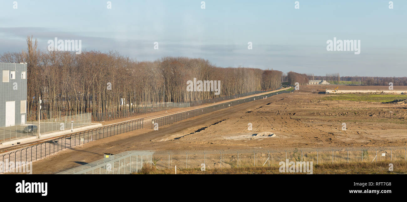 Chemin de fer nouvellement construit à l'Aéroport International de Boryspil. C'est le plus grand aéroport du pays, au service de trafic aérien passager avec plus de 8 millions de passagers Banque D'Images