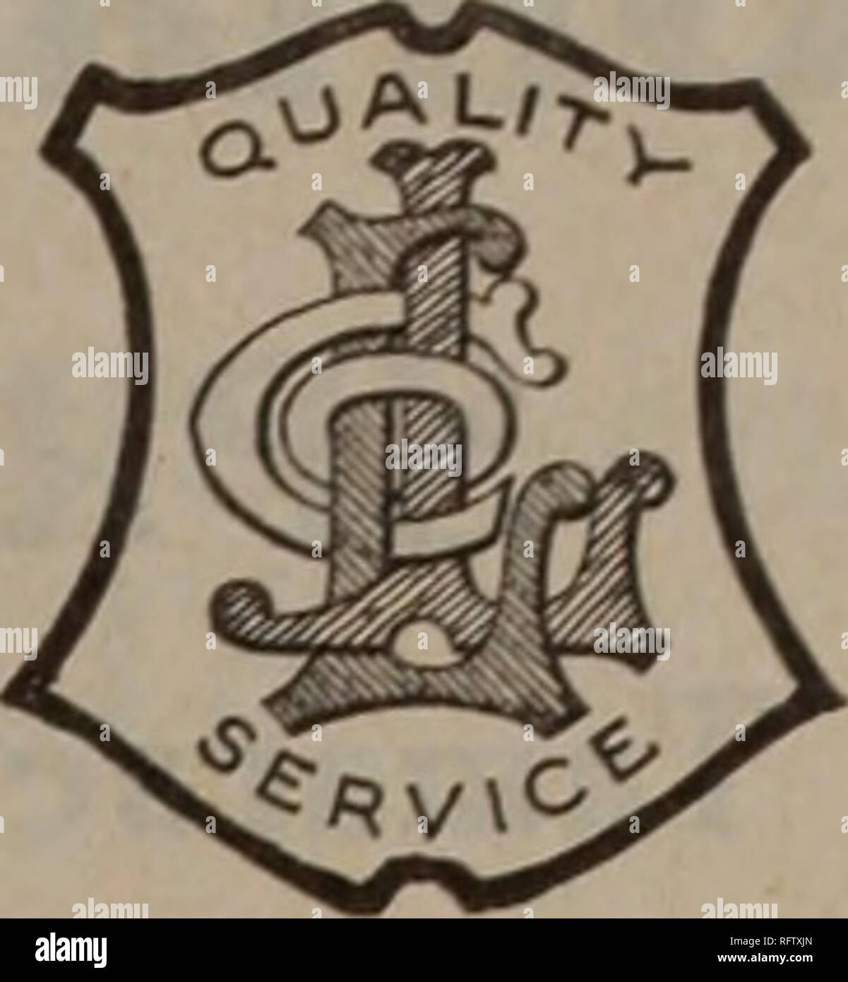 . Industries canadiennes forestières Juillet-décembre 1923. L'exploitation forestière ; les forêts et la foresterie ; Produits forestiers ; l'industrie de pâte de bois ; industries du bois. La pruche et l'ÉPINETTE PIN LIENS POSTES CANADA TRANS-CANADIENNE HARDWOODS LUMBER CO., LTD. Fabricants et grossistes 511, rue Ste-Catherine Ouest, Montréal. Nous saisissons cette occasion pour souhaiter à nos nombreux amis dans le commerce un joyeux Noël et une bonne et prospère année LINTON LUMBER COMPANY 306 Kent Building - Toronto Téléphone : Adelaide 3607. Veuillez noter que ces images sont extraites de la page numérisée des images qui peuvent avoir été retouchées numériquement pour reada Banque D'Images