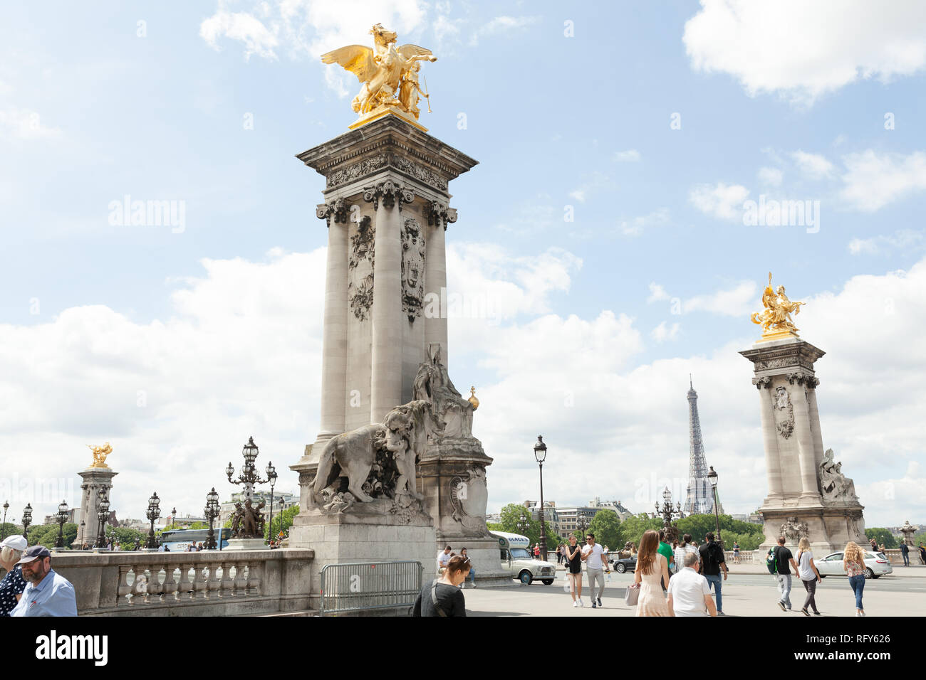 PARIS France 02 Juin 2018 : le Pont Alexandre III plus bridgeThe extravagant très orné, pont de Paris. Banque D'Images