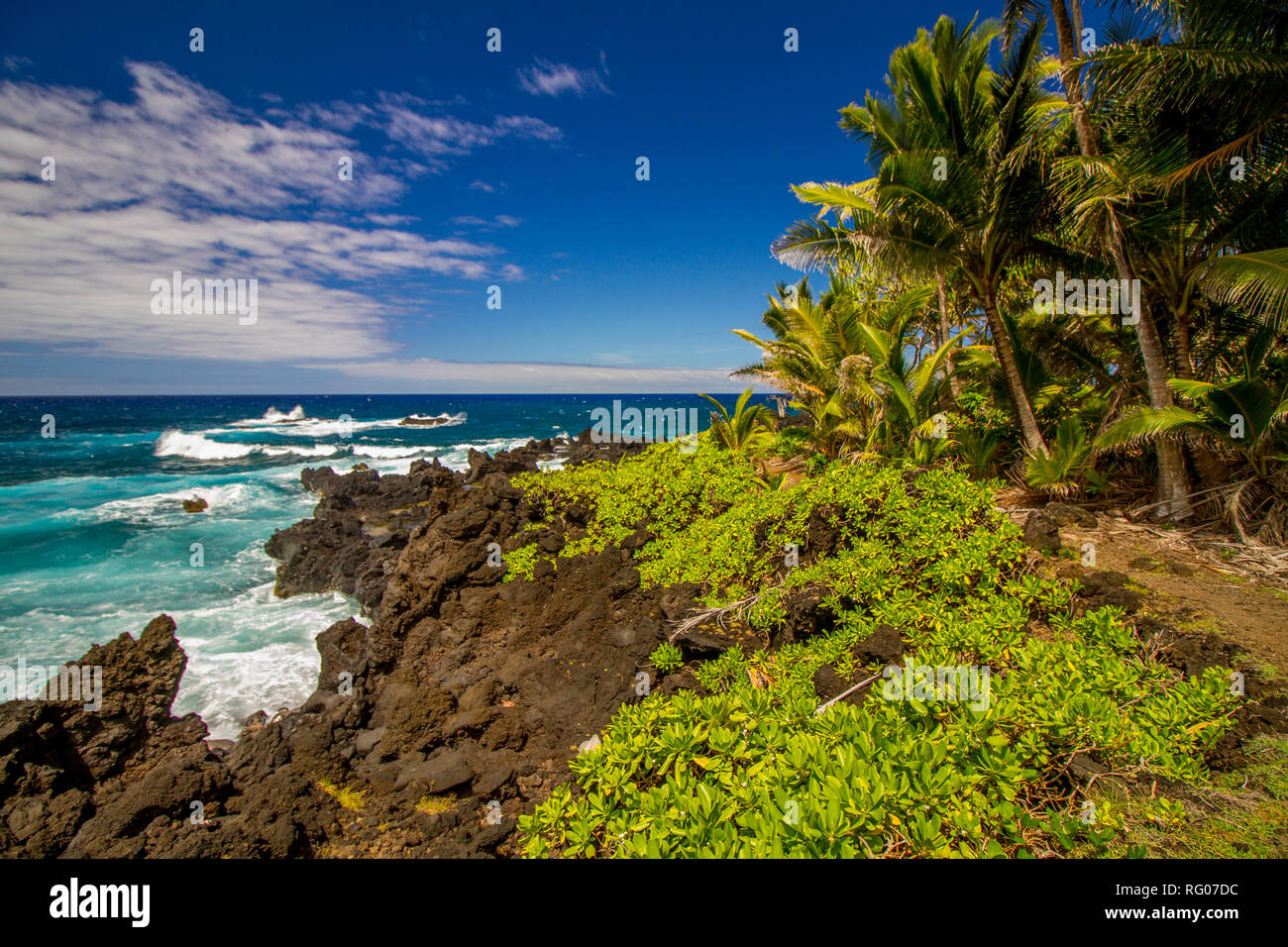 Vue spectaculaire sur la côte du Pacifique à Maui, Hawaii Banque D'Images