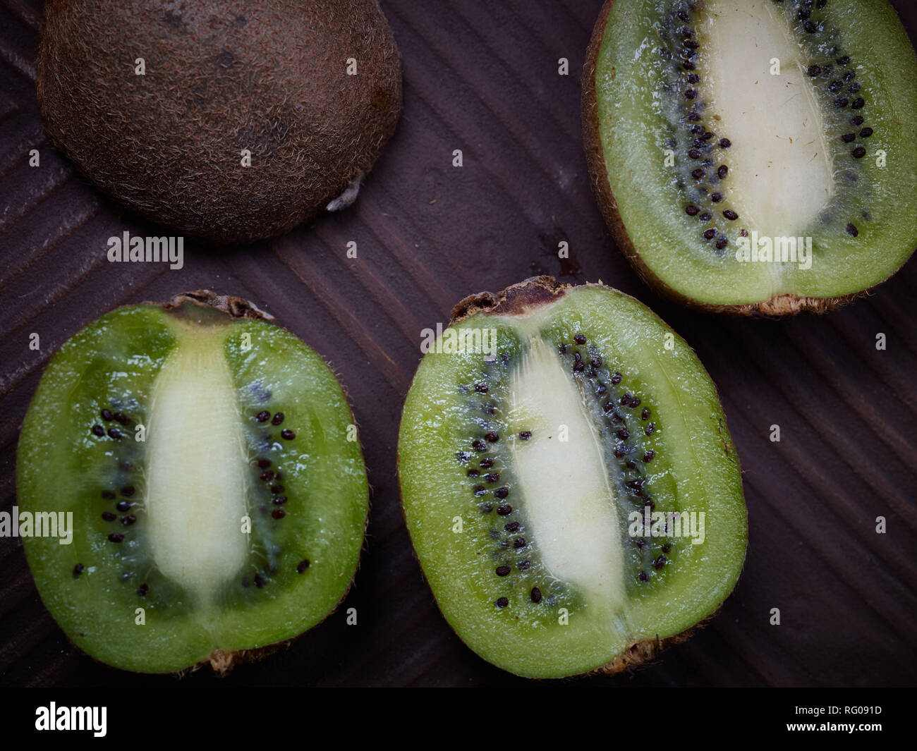 Kiwi frais-fruit ,encore des aliments-vie photographie Banque D'Images