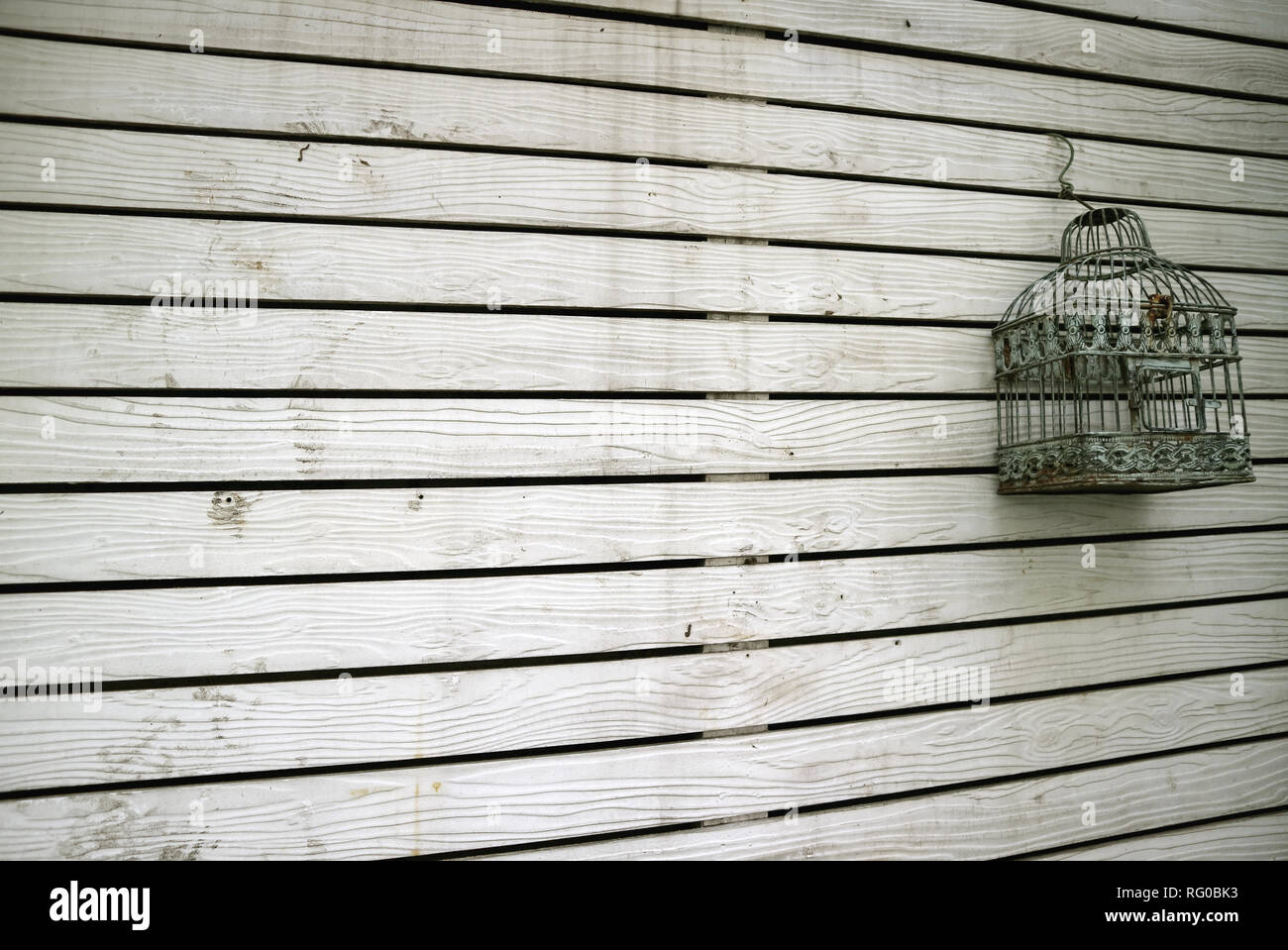 Perspective De Diminution De Couleur Blanche Vieille Planche