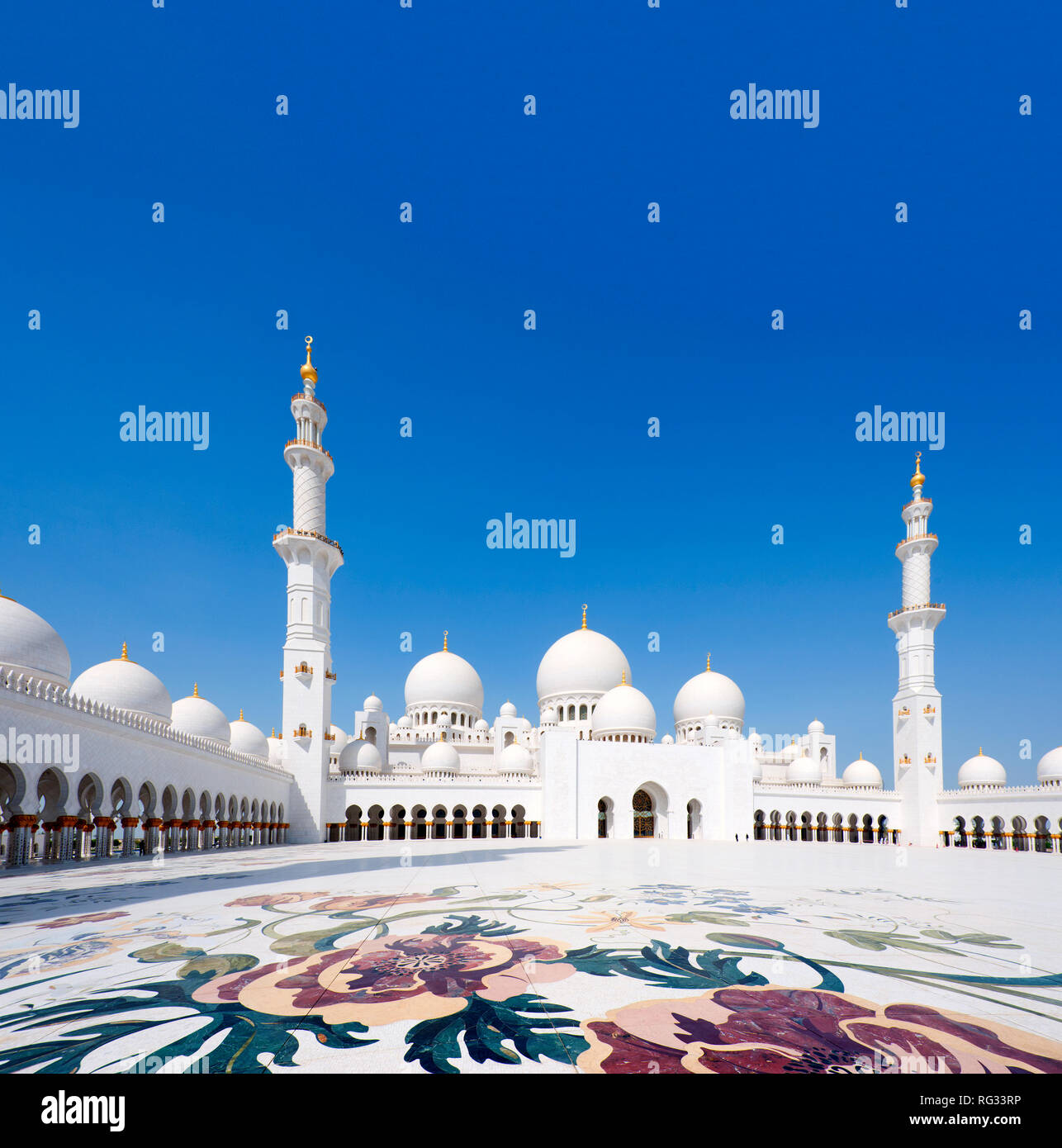 La Mosquée Sheikh Zayed à Abu Dhabi, Émirats arabes unis, ÉMIRATS ARABES UNIS Banque D'Images