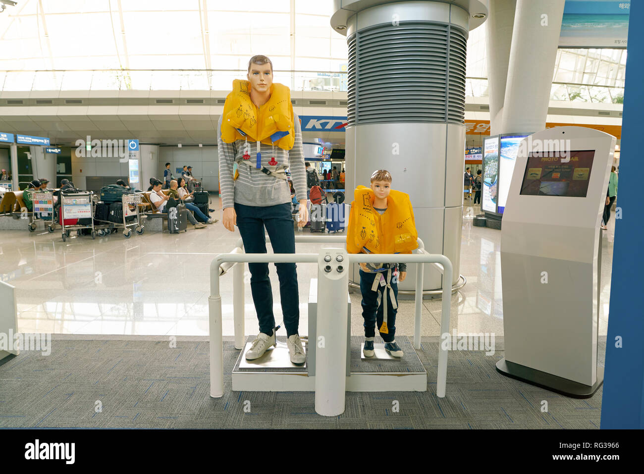 INCHEON, CORÉE DU SUD - circa 2017, juin : Salon de la sécurité aérienne à l'Aéroport International d'Incheon. Banque D'Images