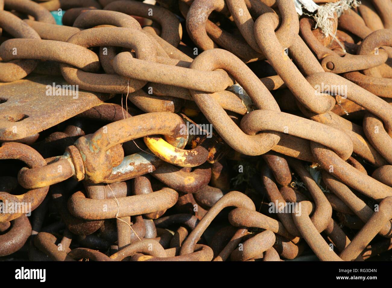 FRA, France, Normandie : port de Huppain. Chaîne en métal rouillé. Banque D'Images