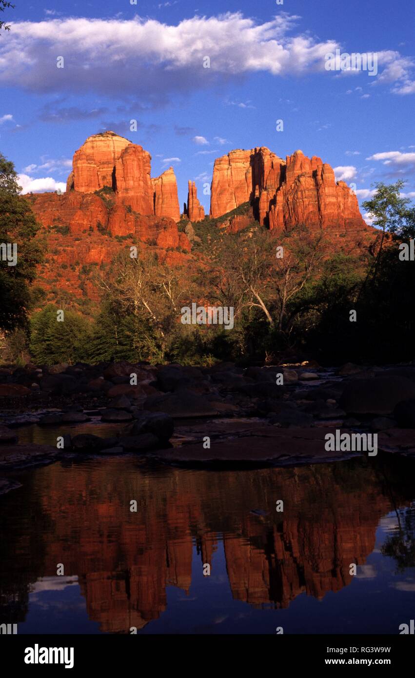 USA, United States of America, Arizona, Sedona : Red Rock Country, Rock Formation Cathedral Rock. Banque D'Images