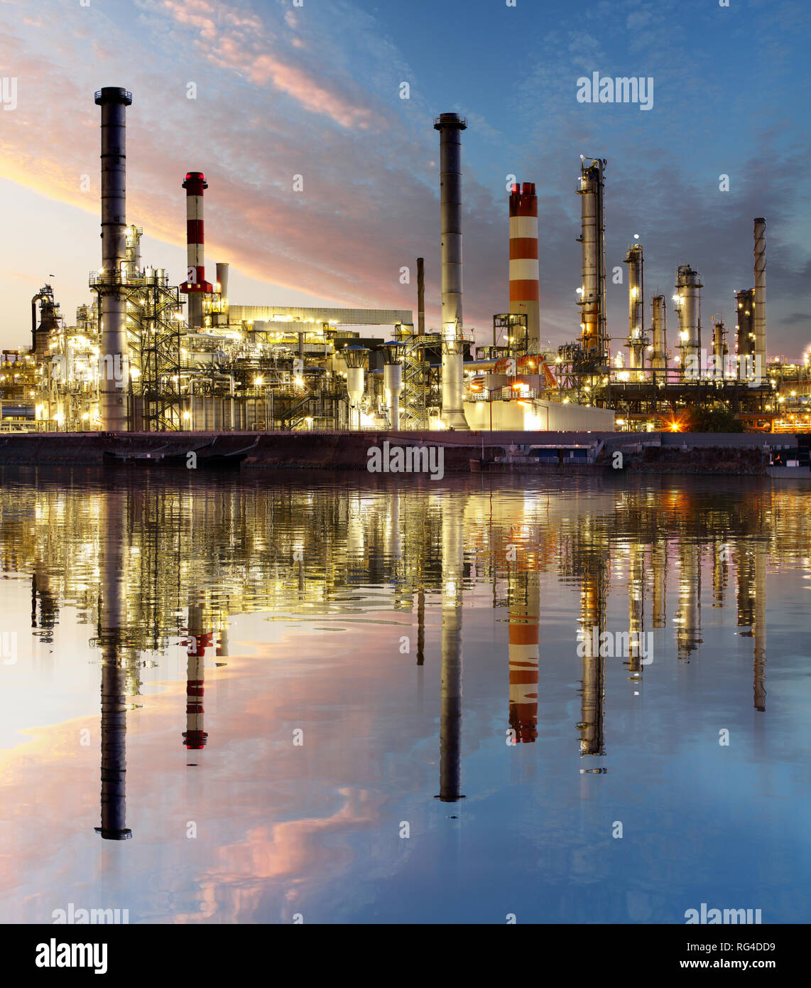 Raffinage de pétrole et de gaz Industrie d'alimentation Banque D'Images