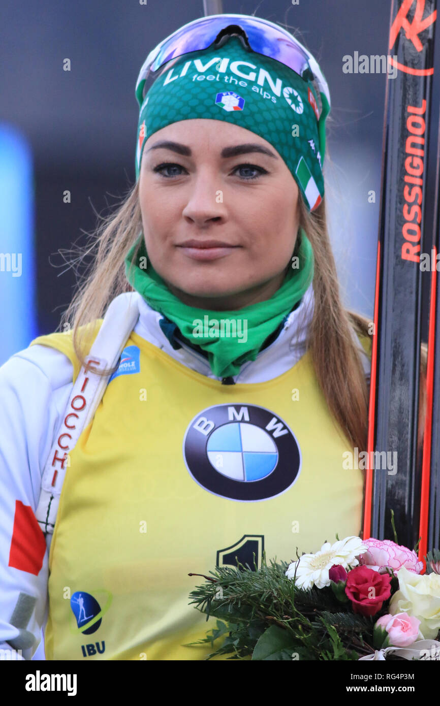 Antholz Anterselva, en Italie. 27 Jan, 2019. Coupe du Monde de biathlon de BMW, départ en masse des femmes ; Dorothea Wierer (ITA) célèbre l'Action : Crédit Plus Sport/Alamy Live News Banque D'Images