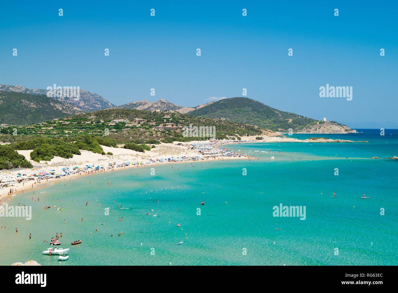 Panorama des merveilleuses plages de Chia, Sardaigne, Italie. Banque D'Images