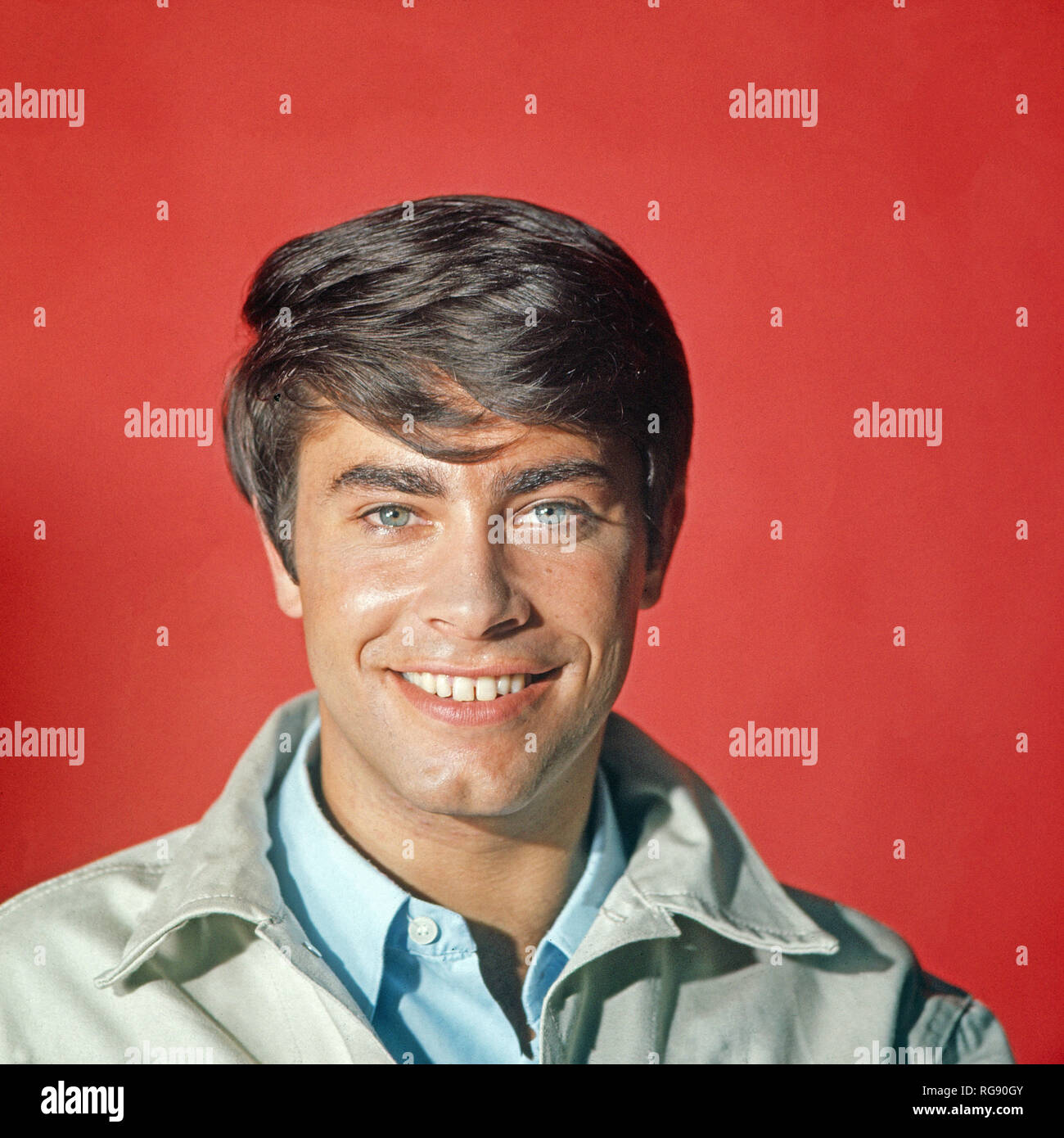 Acteurs et Actrices und der Deutsche Schlagersänger Roy Black, Deutschland 1966. Schlager allemand, chanteur et acteur Roy Black, Allemagne 1966. Banque D'Images