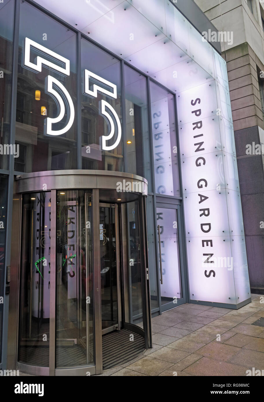 Entrée de 55 Spring Gardens, bureaux, centre de Manchester, au nord ouest de l'Angleterre, Royaume-Uni, M2 2BY Banque D'Images