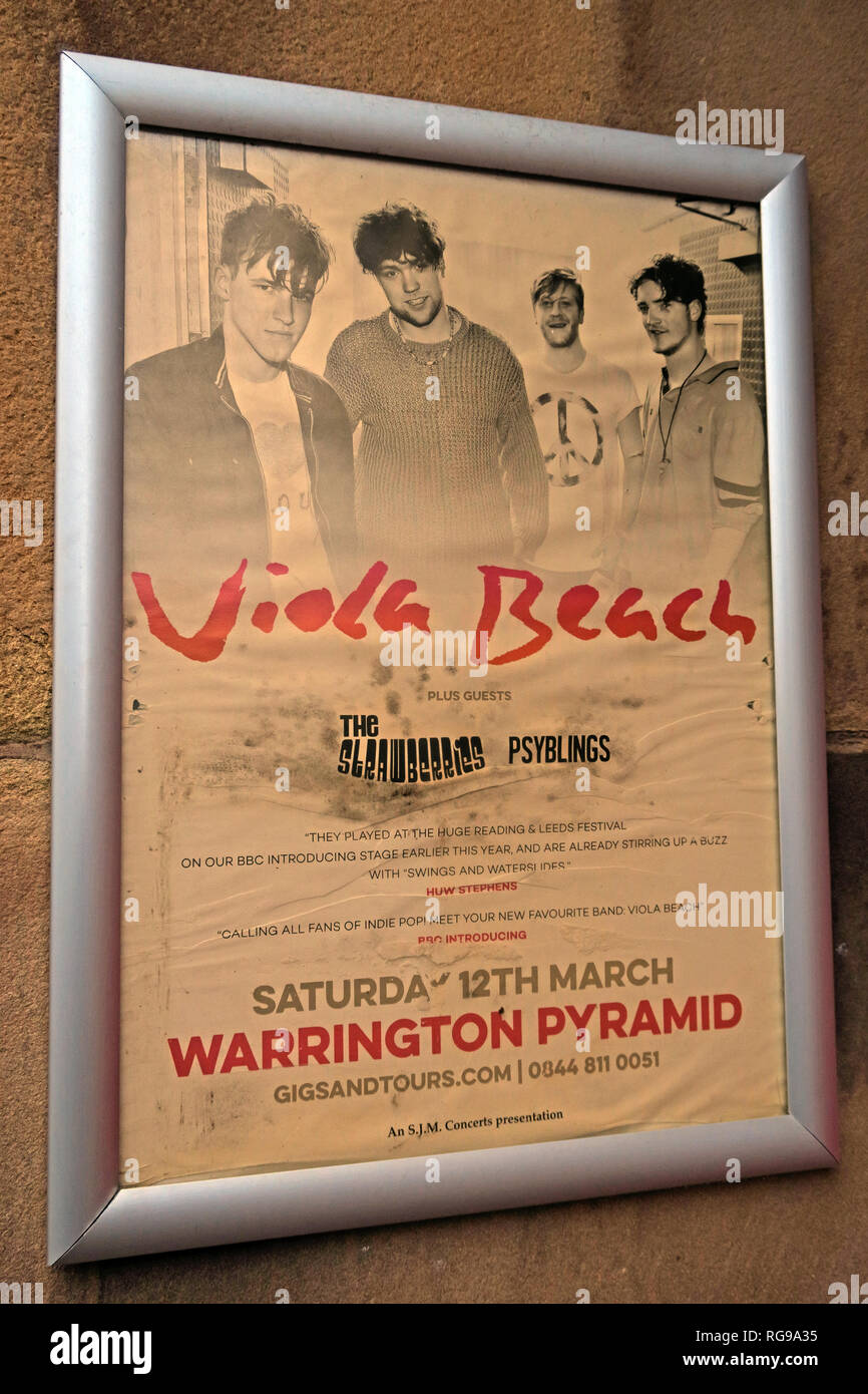 Vintage poster, l'Alto Beach Lounge, Bar, Springfield St, Warrington, Cheshire, North West England, UK, WA1 1BB Banque D'Images