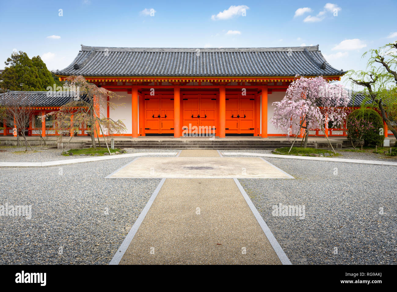 Porte de sanctuaire Sanjusangendo à Kyoto, au Japon. Banque D'Images