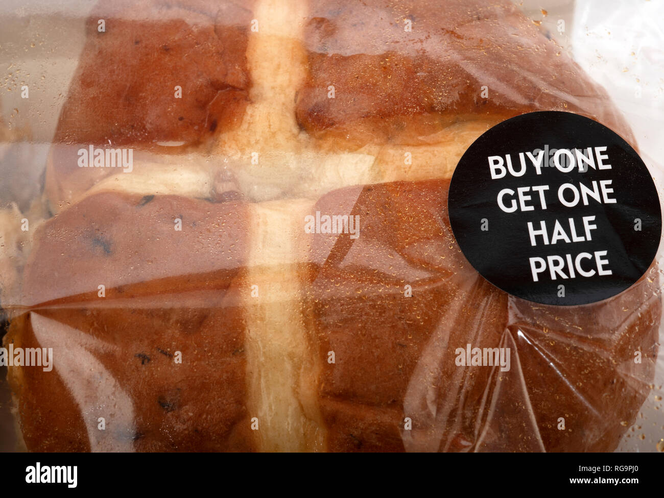 Waitrose les brioches avec l'achat un obtiennent un offre à moitié prix Banque D'Images