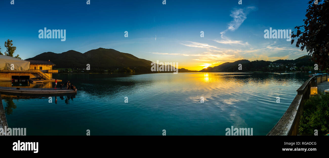 L'Autriche, Haute-Autriche, Salzbourg, le lac Fuschlsee au coucher du soleil Banque D'Images