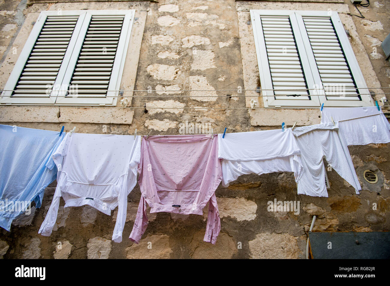 Vendredi 31 Août 2018 Photo : lave sur une ligne Re : Vues générales de Hvar, Croatie Banque D'Images