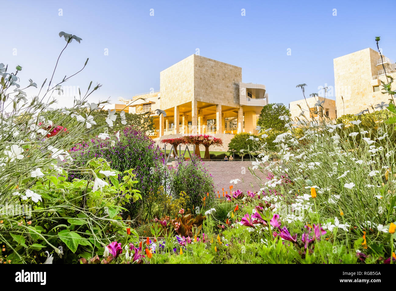 Le 8 juin 2018 Los Angeles / CA / USA - Robert Irwin's Jardin Central au Getty Center au coucher du soleil Banque D'Images