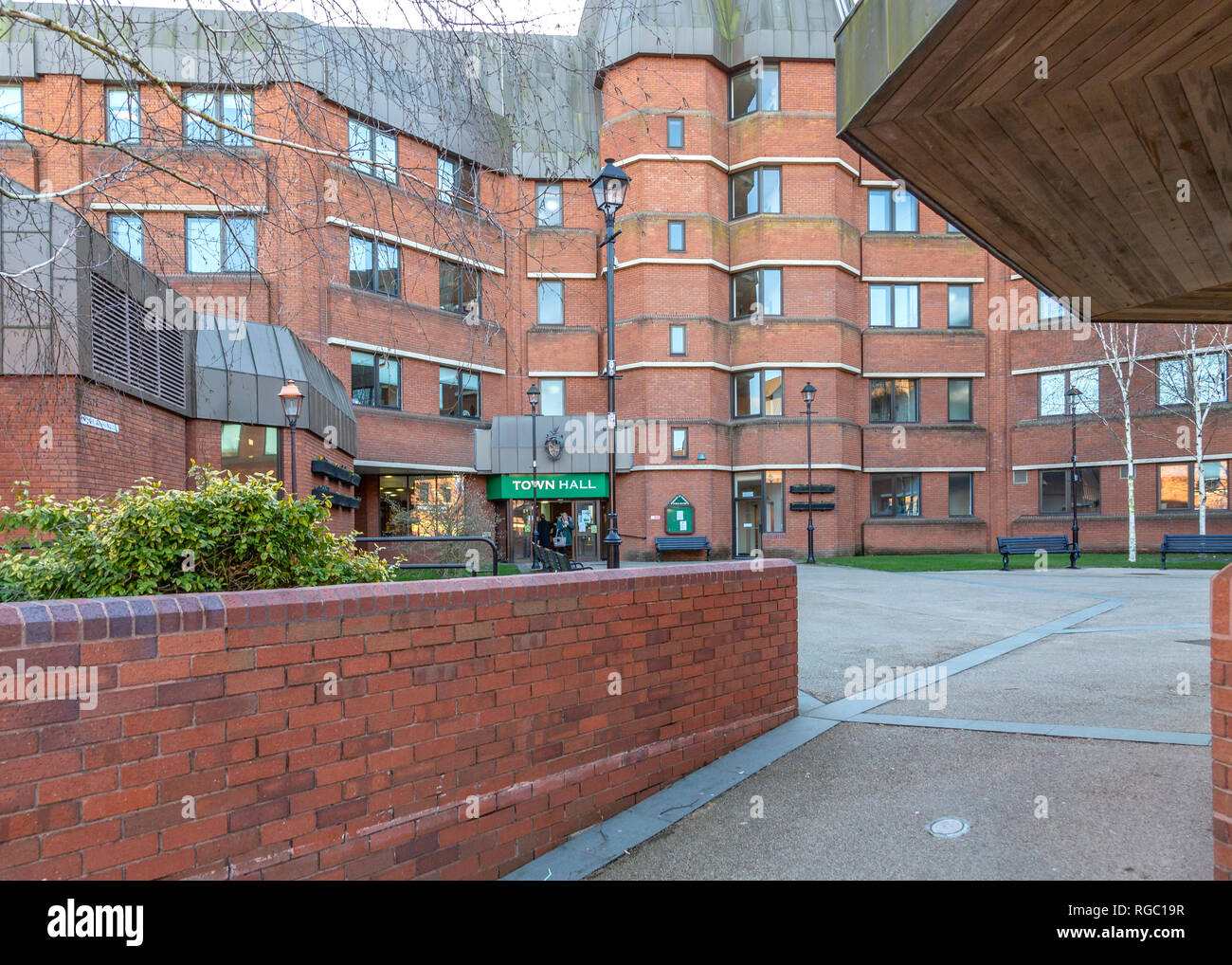 Hôtel de Ville de Redditch et l'entrée. Banque D'Images