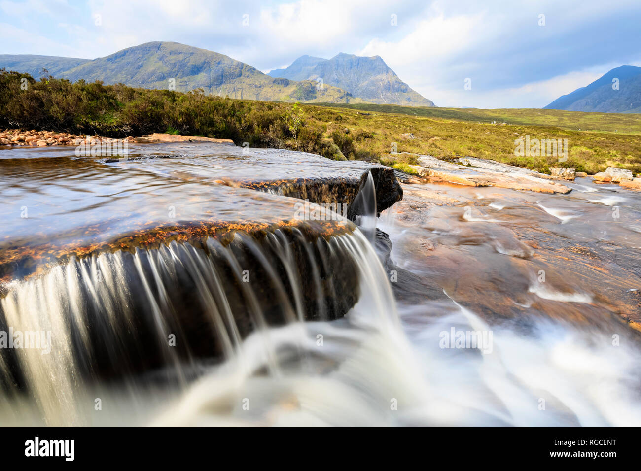 La Grande-Bretagne, l'Écosse, les Highlands écossais, Rannoch Moor, Glencoe, Cauldon montagnes Cascade Creise et Meall a'Bhuiridh Banque D'Images