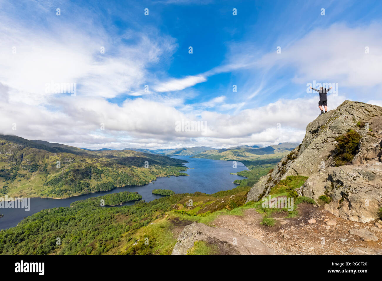 Royaume-uni, Ecosse, Highland, Trossachs,'acclamant Ben A'une montagne avec vue sur le Loch Katrine Banque D'Images