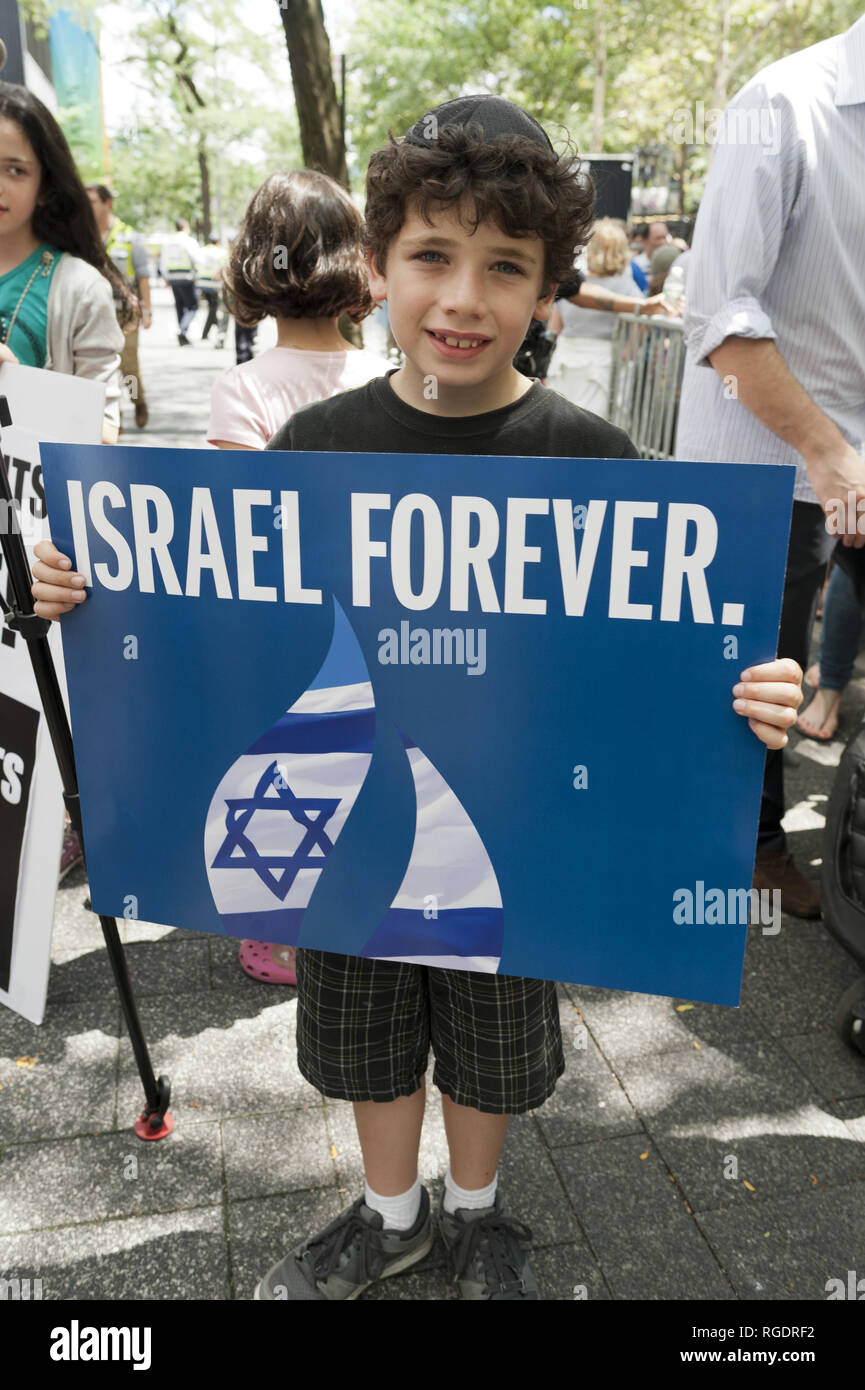 Plus de 10 000 manifestants se sont rassemblés près de l'Pro-Israel pour un rassemblement de l'ONU de soutenir Israël au cours de la présente crise israélo-palestinienne, le 28 juillet 2014 Banque D'Images