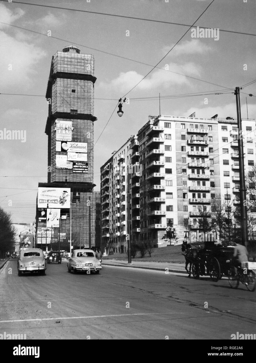 Italie, Milan, Via Vittor Pisani, 1955 Banque D'Images