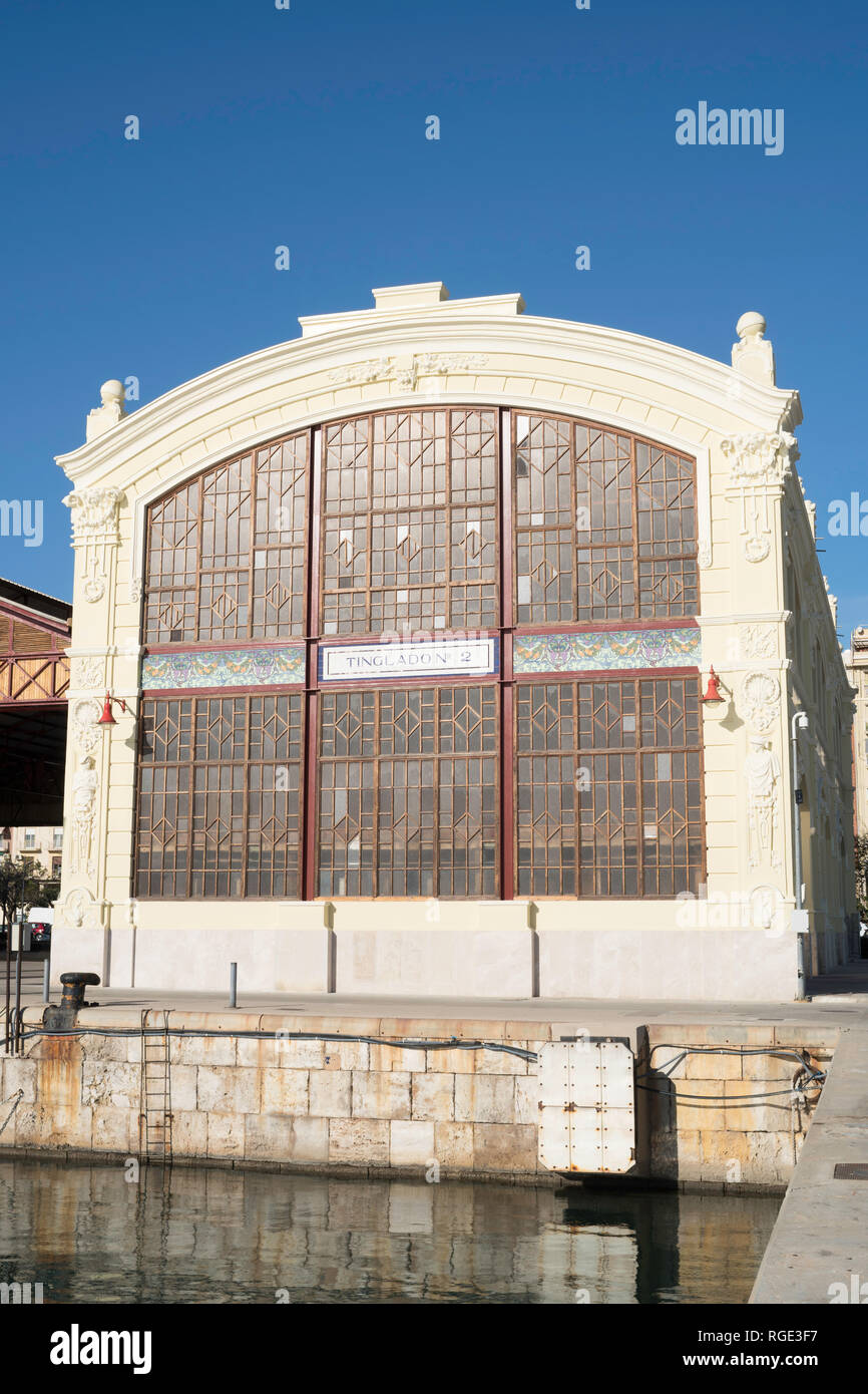 Ancien entrepôt Tinglado No 2, dans le port de Valence, Espagne, Europe Banque D'Images