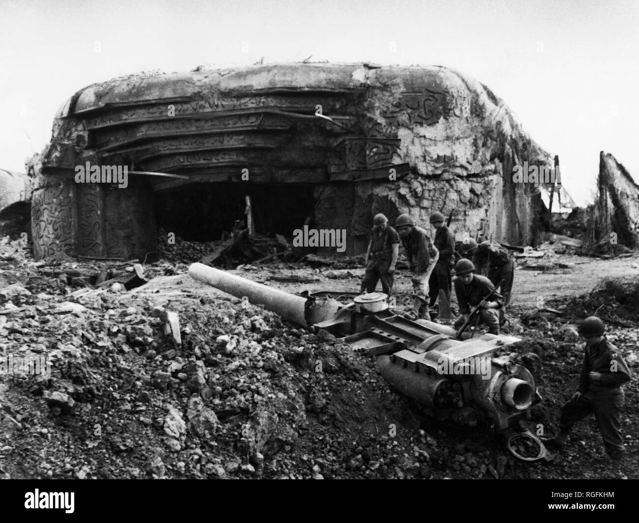 Les soldats américains sur la ligne Siegfried, 1944 Banque D'Images